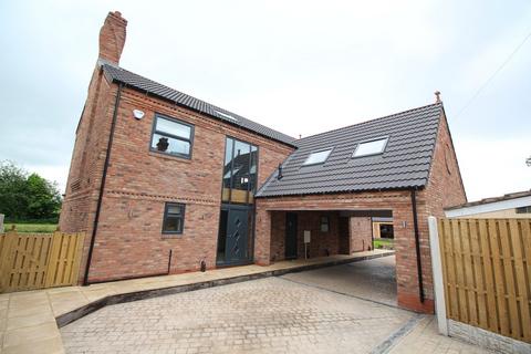 4 bedroom detached house for sale, Market Street, Mexborough S64