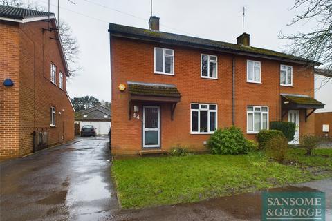 2 bedroom semi-detached house for sale, Birch Road, Tadley, Hampshire, RG26