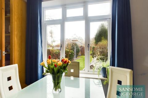 44 Birch Road, Tadley, RG26 4QS