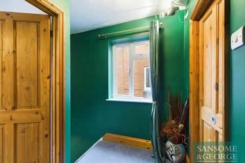 44 Birch Road, Tadley, RG26 4QS