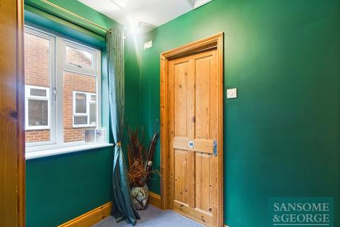 44 Birch Road, Tadley, RG26 4QS