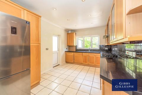 4 bedroom detached house to rent, Murray Crescent, Pinner