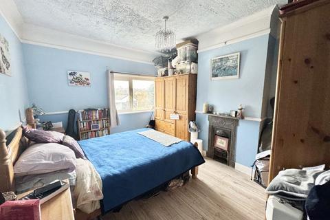 3 bedroom semi-detached house for sale - Wimborne Road, Poole BH15