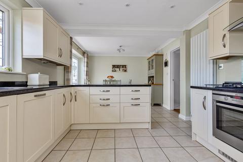 3 bedroom detached house for sale - The Rookery, Emsworth