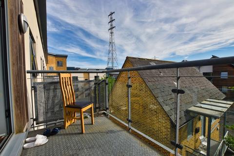 2 bedroom apartment for sale, Lightship Way, Colchester
