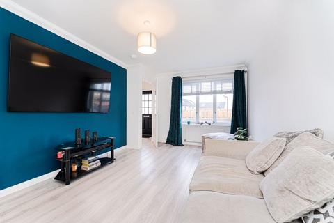 3 bedroom detached house for sale - Mossend Crescent, West Calder EH55