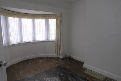 3 bedroom semi-detached house for sale, Queens Drive, Rowley Regis B65