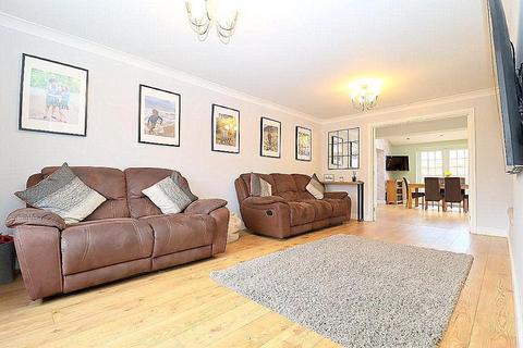 12 Hayton Close, Luton, LU3 4HD