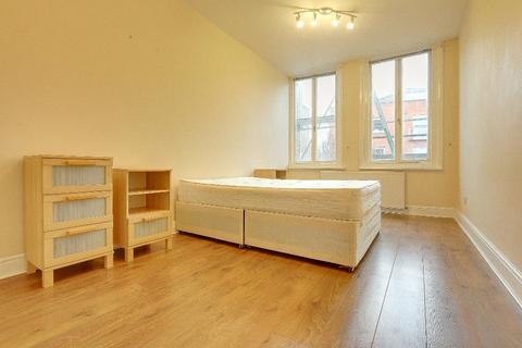 2 bedroom flat to rent - Bromley High Street, Bromley by Bow, London, E3 3EG