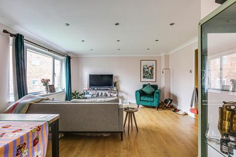 66 Middlefields, Croydon, CR0 9LG