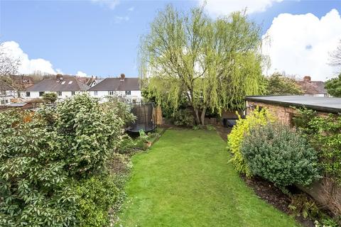 4 Sunset Gardens, London, SE25 4AX