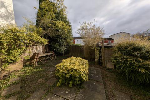 30 Chiltern Gardens, Dawley, Telford, TF4 2QG