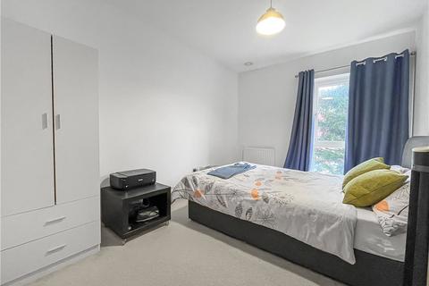 2 bedroom apartment for sale - Spelthorne Grove, Sunbury-on-Thames, Surrey, TW16