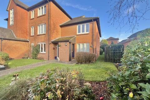 12 Caesars Gate, Warfield, Bracknell, RG42 3AF