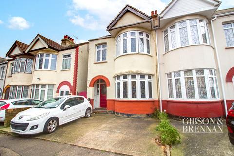 3 bedroom end of terrace house for sale, Priory Avenue, Southend-on-sea, SS2