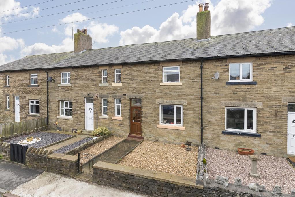 Midland Terrace, Hellifield, Skipton, BD23 2 bed terraced house for