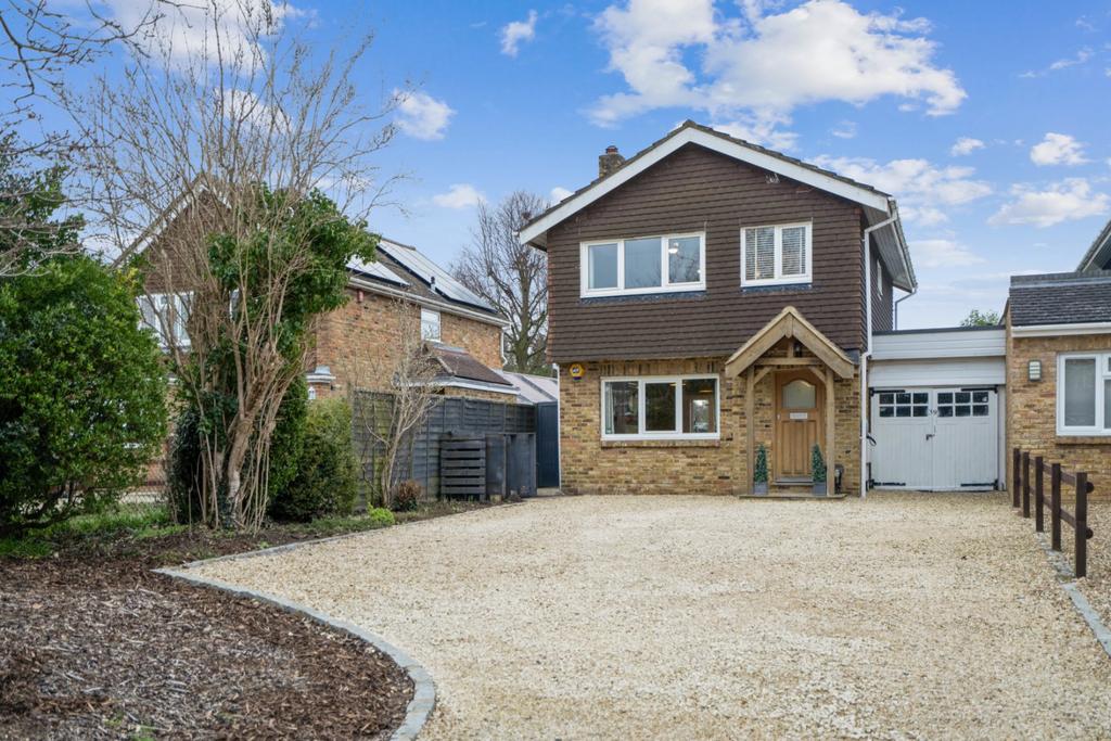 Denham Lane, Chalfont St Peter, Gerrards Cross, Buckinghamshire 4 bed