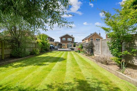 4 bedroom detached house for sale, Denham Lane, Chalfont St Peter, Gerrards Cross, Buckinghamshire