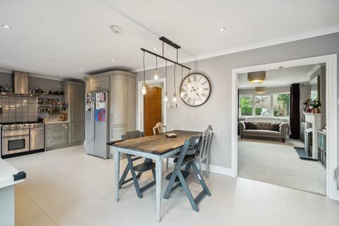 4 bedroom detached house for sale, Denham Lane, Chalfont St Peter, Gerrards Cross, Buckinghamshire