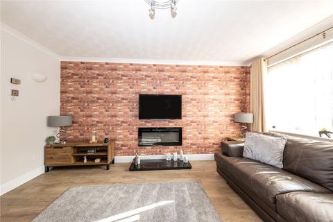 76 Claverley Green, Luton, LU2 8TA