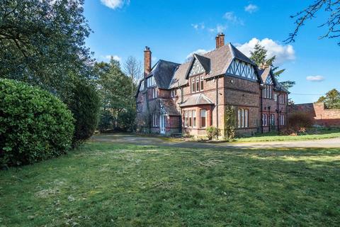 5 bedroom detached house to rent, Rostherne, Knutsford, Cheshire