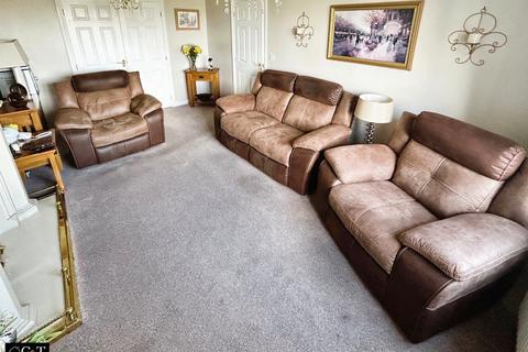 4 bedroom detached house for sale - View Point, Tividale, Oldbury