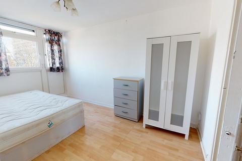 3 bedroom maisonette for sale, Styles Gardens, Brixton SW9