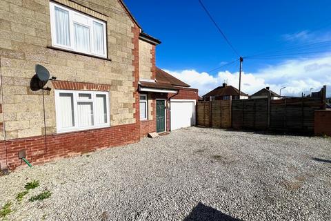 3 bedroom semi-detached house to rent - Hawthorn Road, Strood ME2