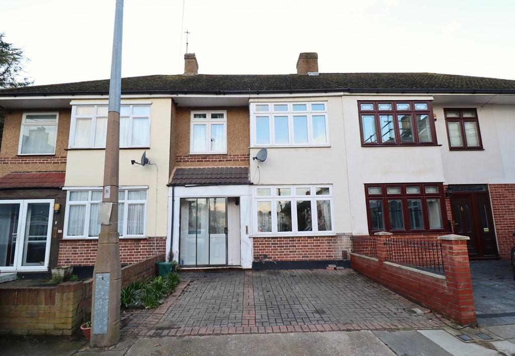 Stanford Gardens, Aveley, South Ockendon, RM15 3 bed terraced house for