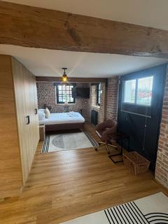 Studio to rent, Flat 1, The Warehouse, High Street PE21 8SP