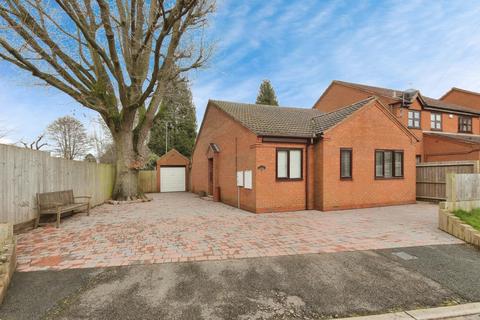 2 bedroom detached bungalow for sale, Ernsford Close, Dorridge, Solihull
