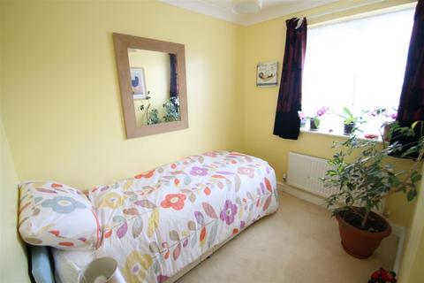 19 Angler Road, Salisbury, SP2 9PB