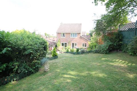 19 Angler Road, Salisbury, SP2 9PB