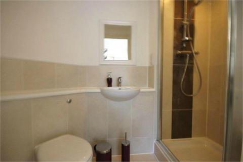 2 bedroom apartment to rent, Stroudley Road, Brighton BN1