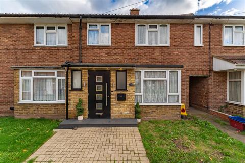 3 bedroom terraced house for sale, North Hyde Lane, Southall UB2