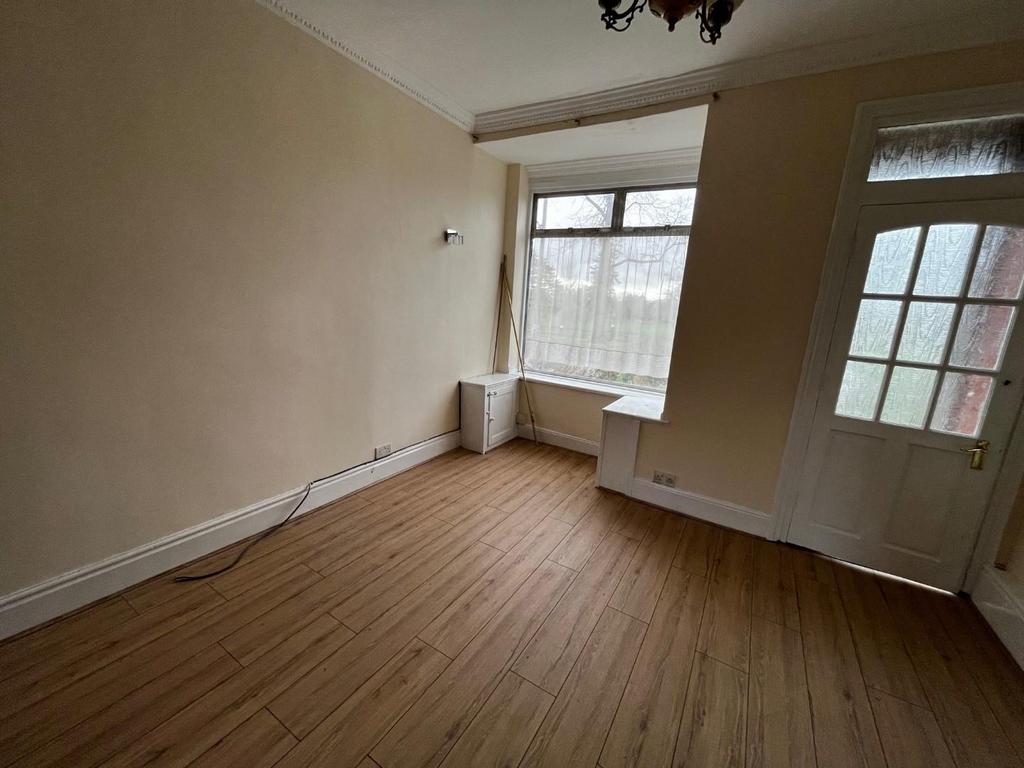 Living Dining Area2.jpg
