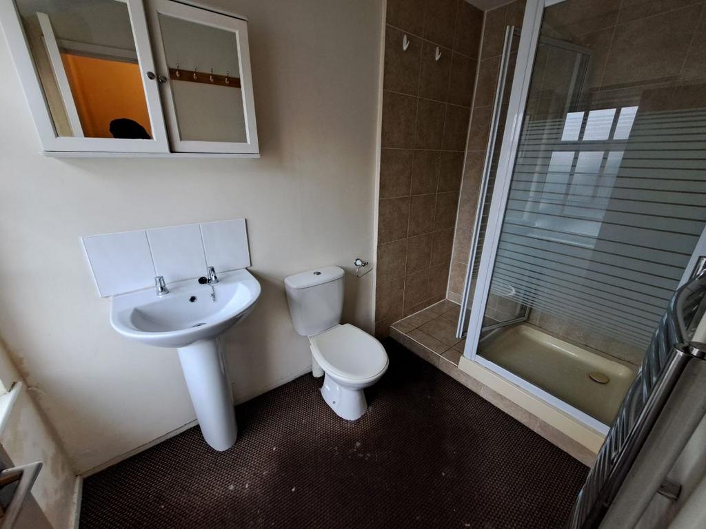 First Floor Bathroom