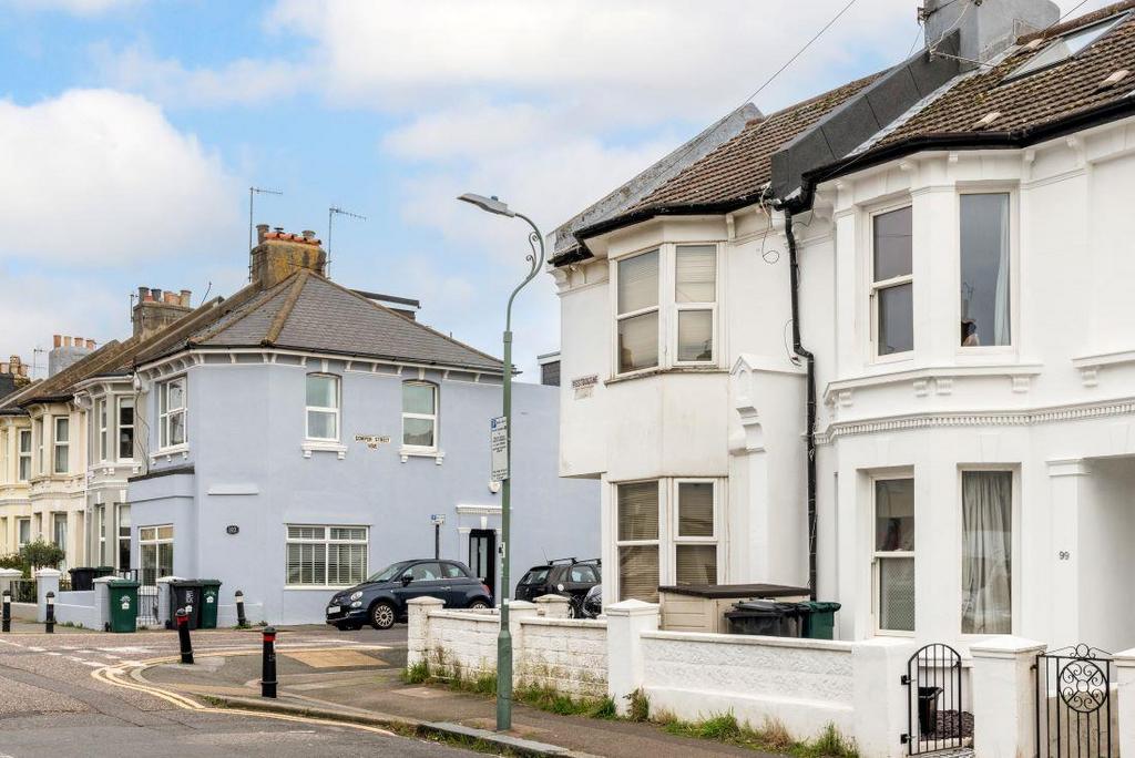 Westbourne Street, Hove BN3 2 bed end of terrace house for sale £375,000