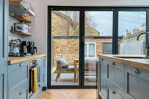 11a Marmora Road, Cambridge, CB1 3PY