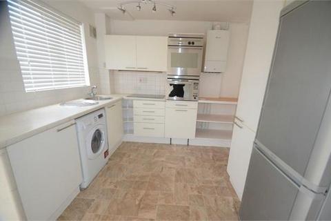 3 bedroom terraced house to rent, Rowlands Close, Mill Hill, NW7