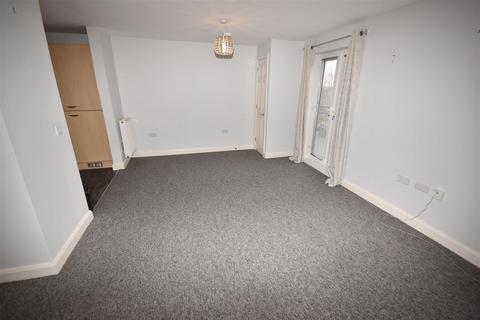 2 bedroom flat for sale, Allenby Close, Lincoln