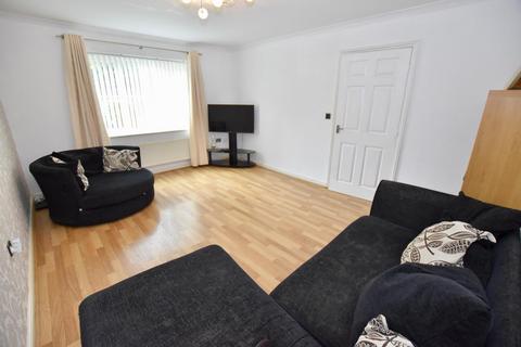 4 bedroom terraced house for sale, Seashell Close, Allesley, Coventry - NO CHAIN