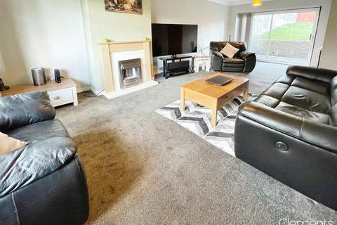 3 bedroom semi-detached house for sale, East Flint, Hemel Hempstead HP1