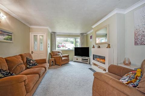 3 bedroom semi-detached house for sale, Ringwood Drive, North Baddesley, Hampshire