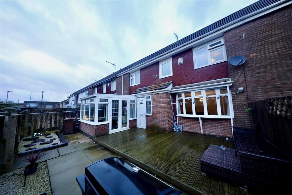 Dulverton Close, Bransholme, Hull 3 bed terraced house for sale £110,000