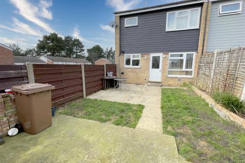 3 bedroom end of terrace house for sale - Downing Close, Ipswich
