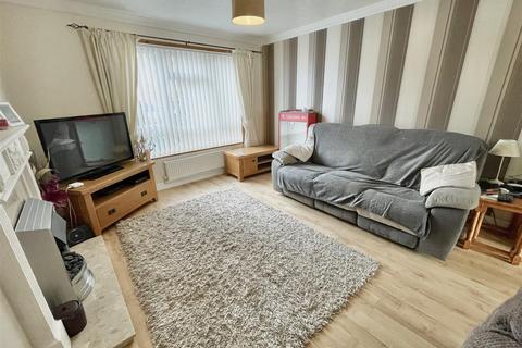 3 bedroom end of terrace house for sale - Downing Close, Ipswich