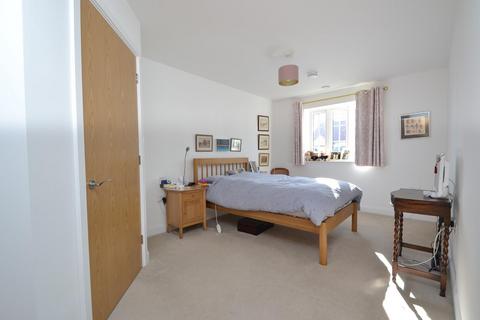 2 bedroom retirement property for sale, Seymour Road, Buntingford