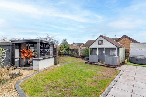 2 bedroom semi-detached bungalow for sale, Gordon Avenue, Harrogate