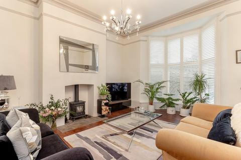 1 Crescent Parade, Ripon, HG4 2JE